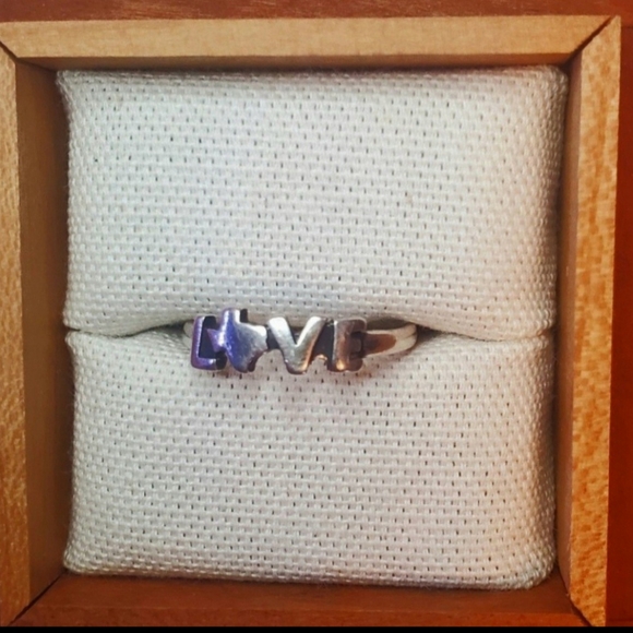 Retired James Avery Love Texas Ring, size 8.75? PLEASE SEE ALL PICS - Picture 4 of 10